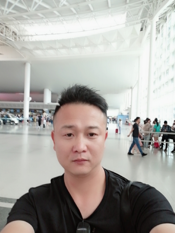 一叶知秋的第一张照片--江苏蓝颜知己交友网