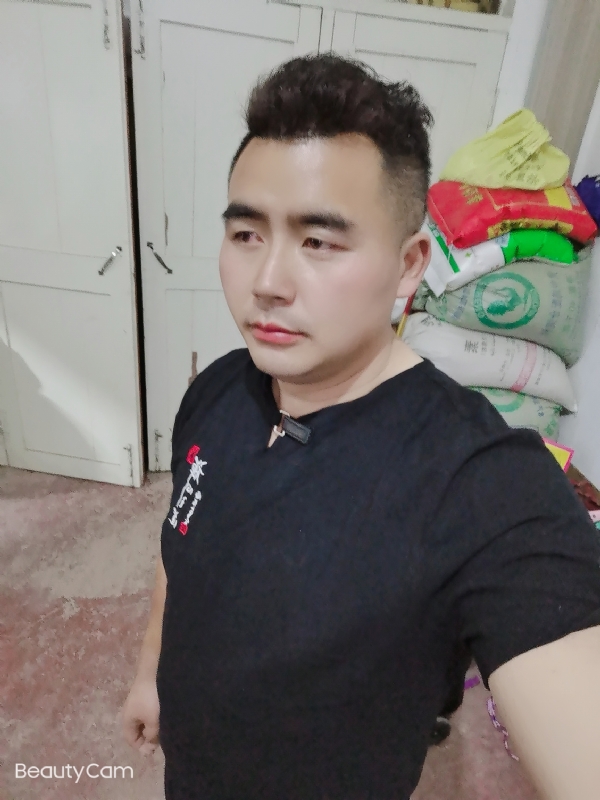 阿杰的第一张照片--江苏蓝颜知己交友网