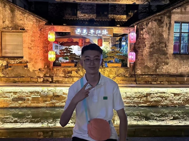 李四的第一张照片--江苏蓝颜知己交友网