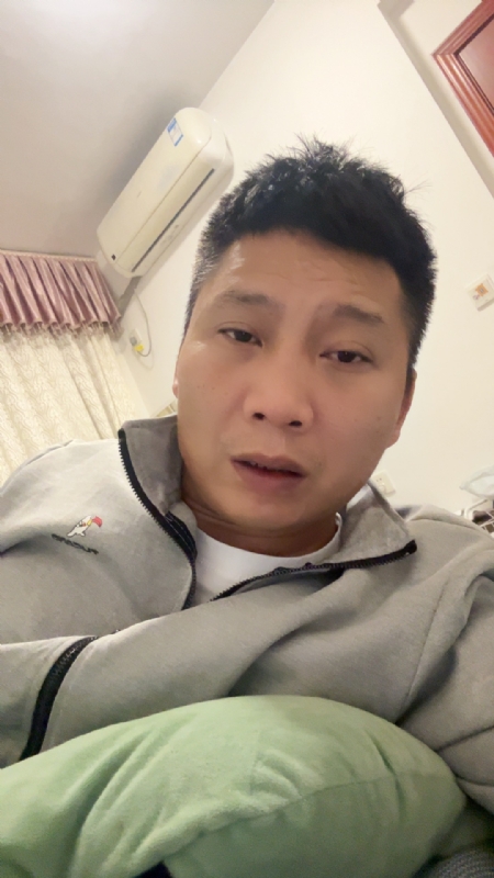 细水长流的第一张照片--江苏蓝颜知己交友网